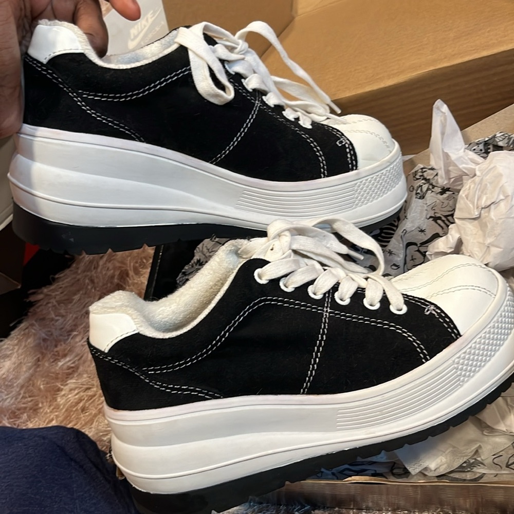 Current Mood Platform Sneakers
